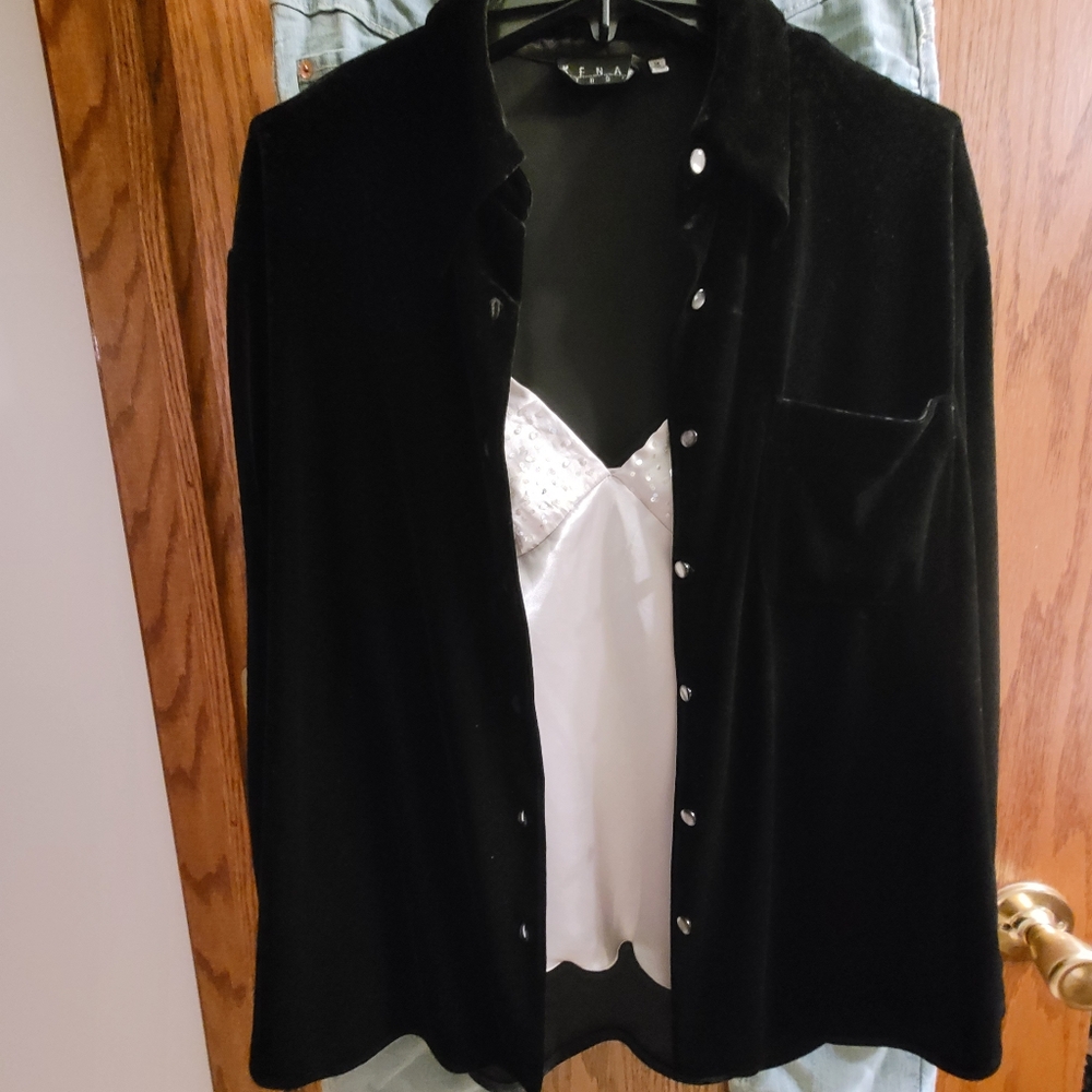 EUC/ Kenar Studio Holiday Velvet Shirt